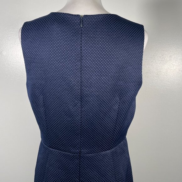 Banana Republic Navy Blue Crew Neck Textured Sleeveless Knee length Dress 8 - Picture 9 of 15